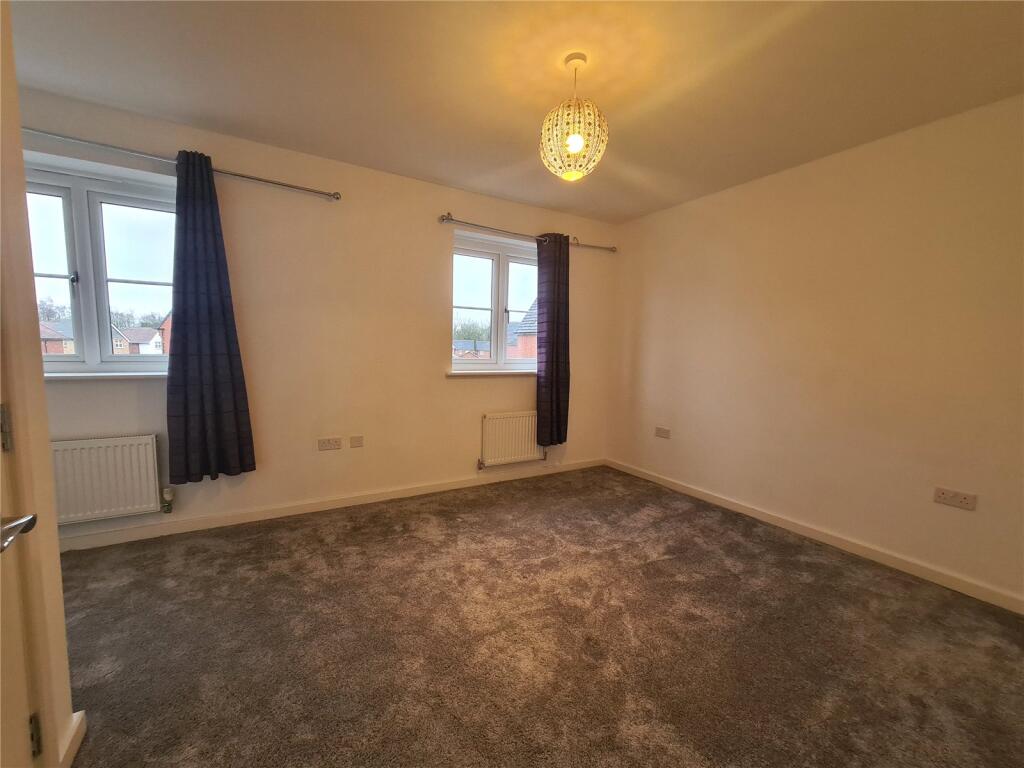 Bedroom 2: