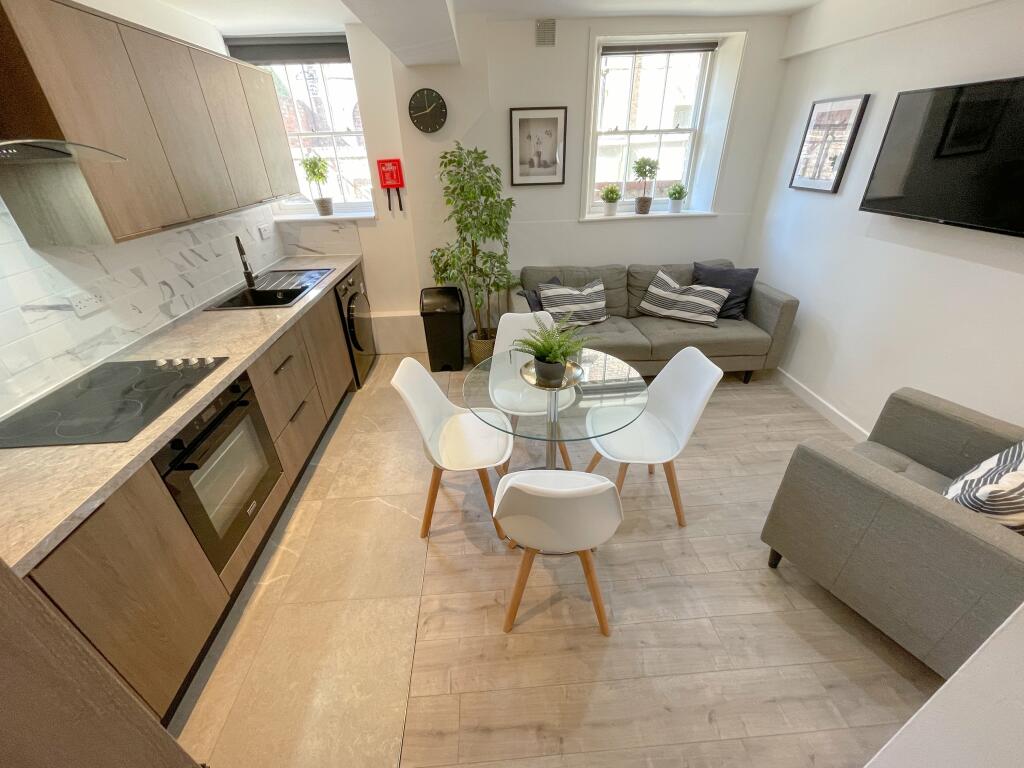 Flat 1, 26 Colquitt 