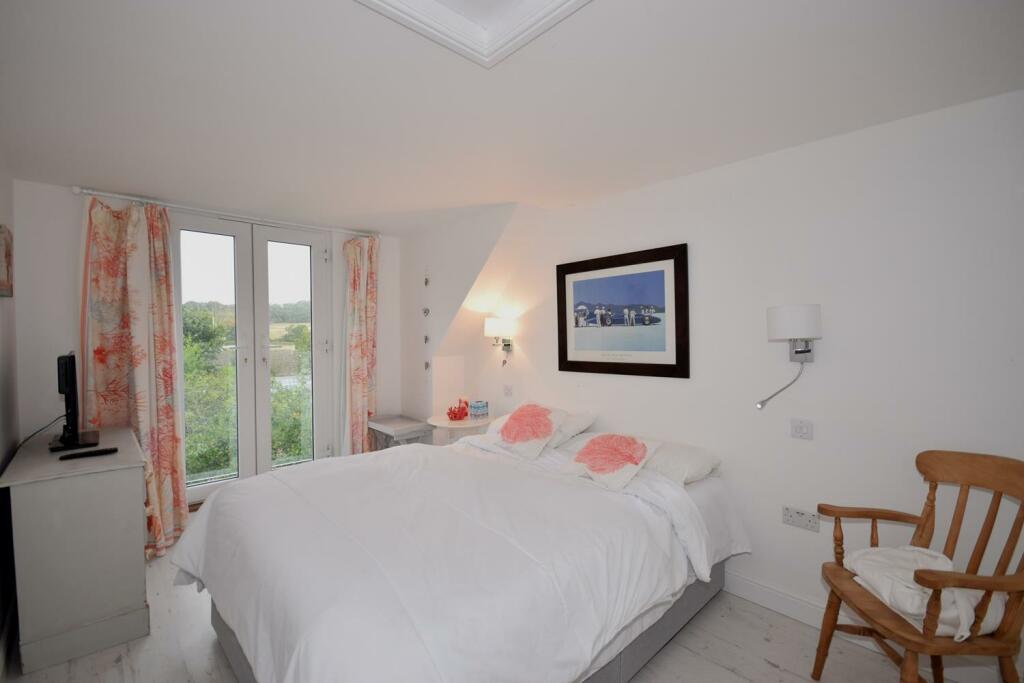 Bedroom 2.jpg