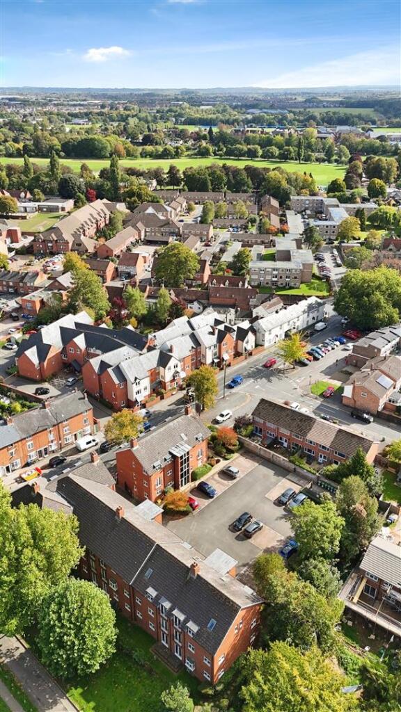 ee63a0d8--46A5-8E72-C60702DF9C37-34522-000011C1DCE