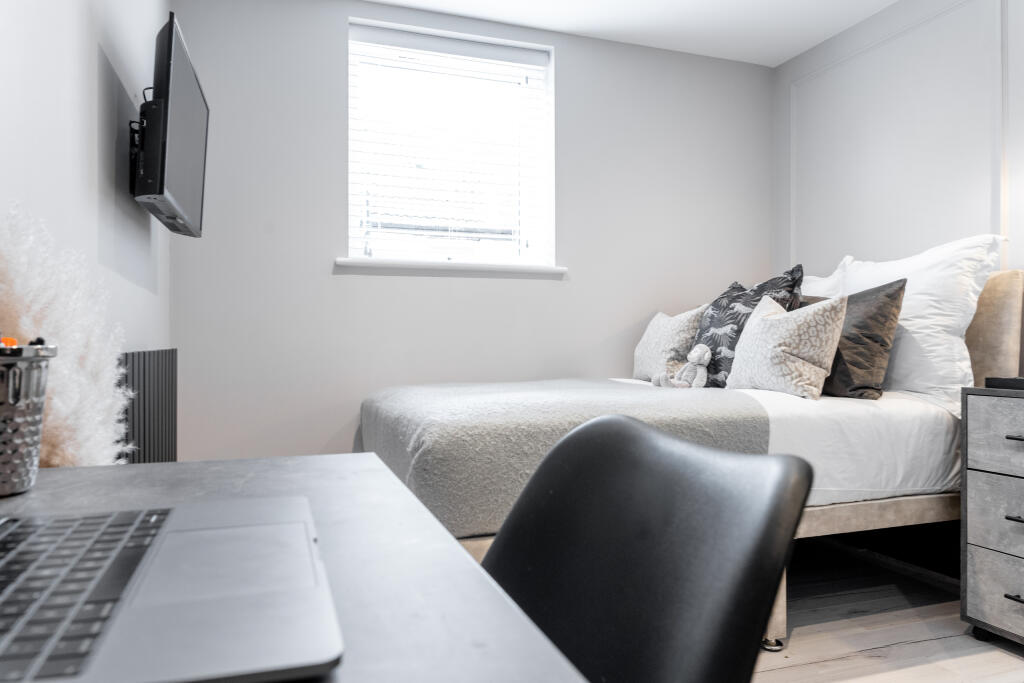 28 Adelaide Rd (27 of 71)