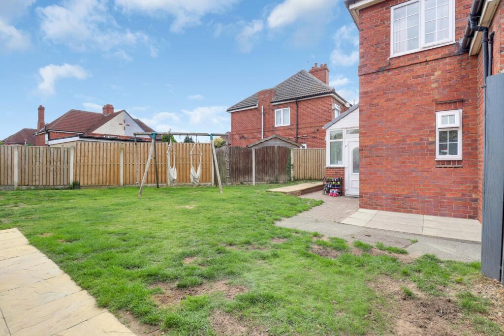 18- Rob Hammond EweMove Pontefract