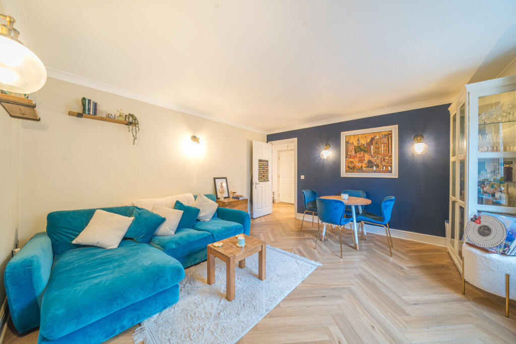 1395816-15-695e81...