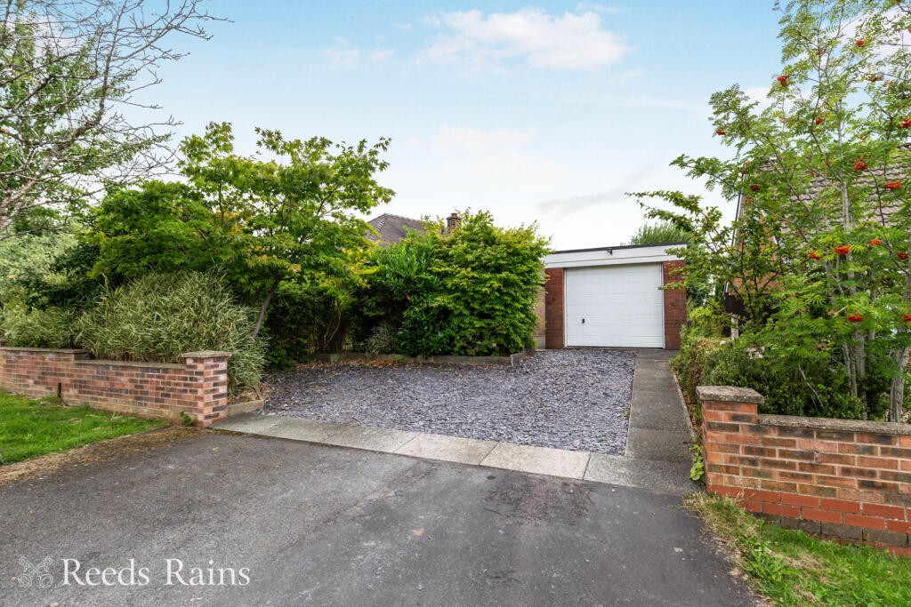 Driveway &amp; Garage