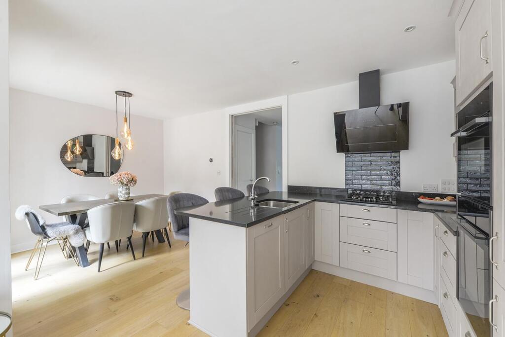 Kitchen/Diner/Family Room