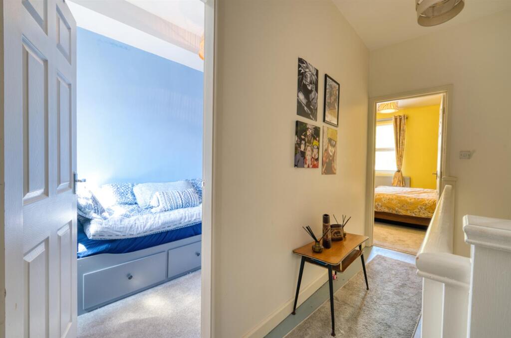 First floor landing.jpg