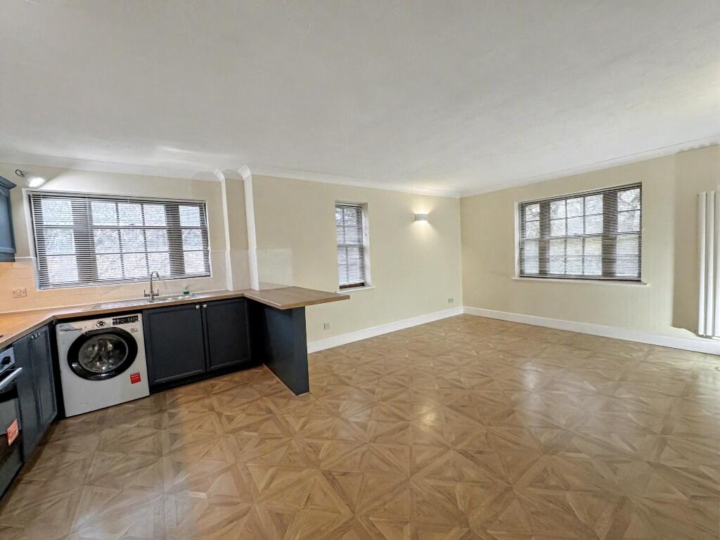 Princes Road, Weybridge, Surrey, KT13