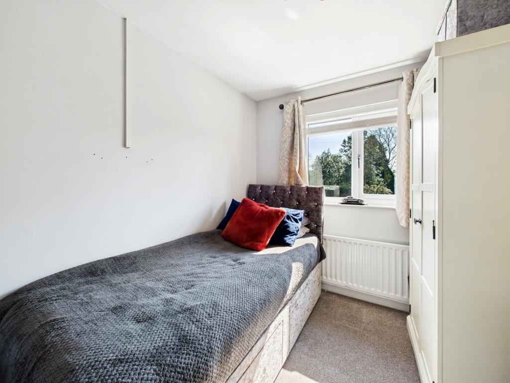 CAM05192G0-PR0041-STILL024