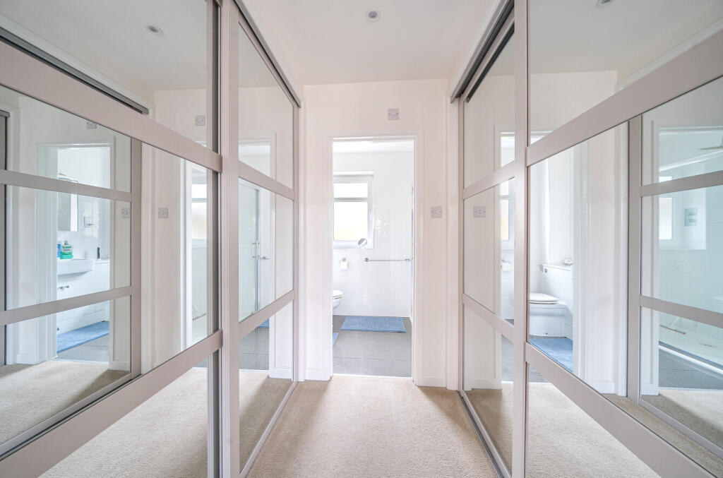 1374016-13-6901ee...