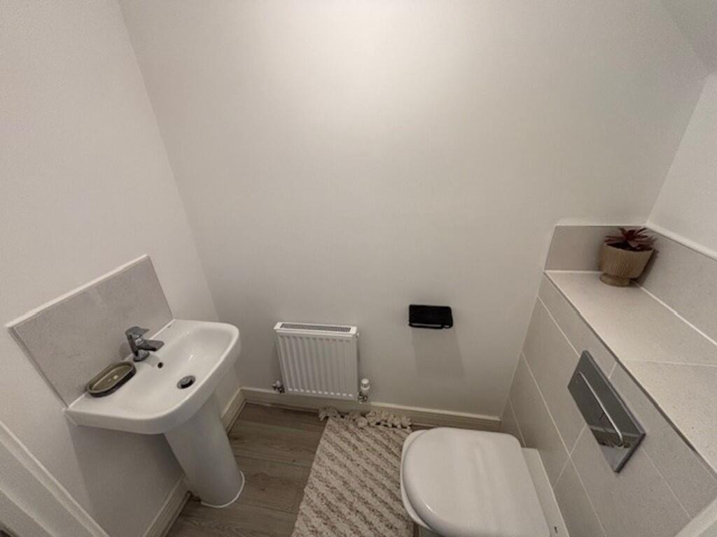 Downstairs wc