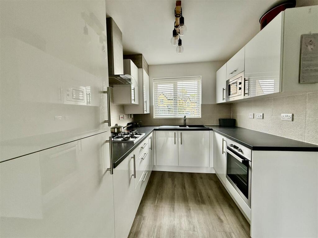 KITCHEN &amp; DINING ROOM