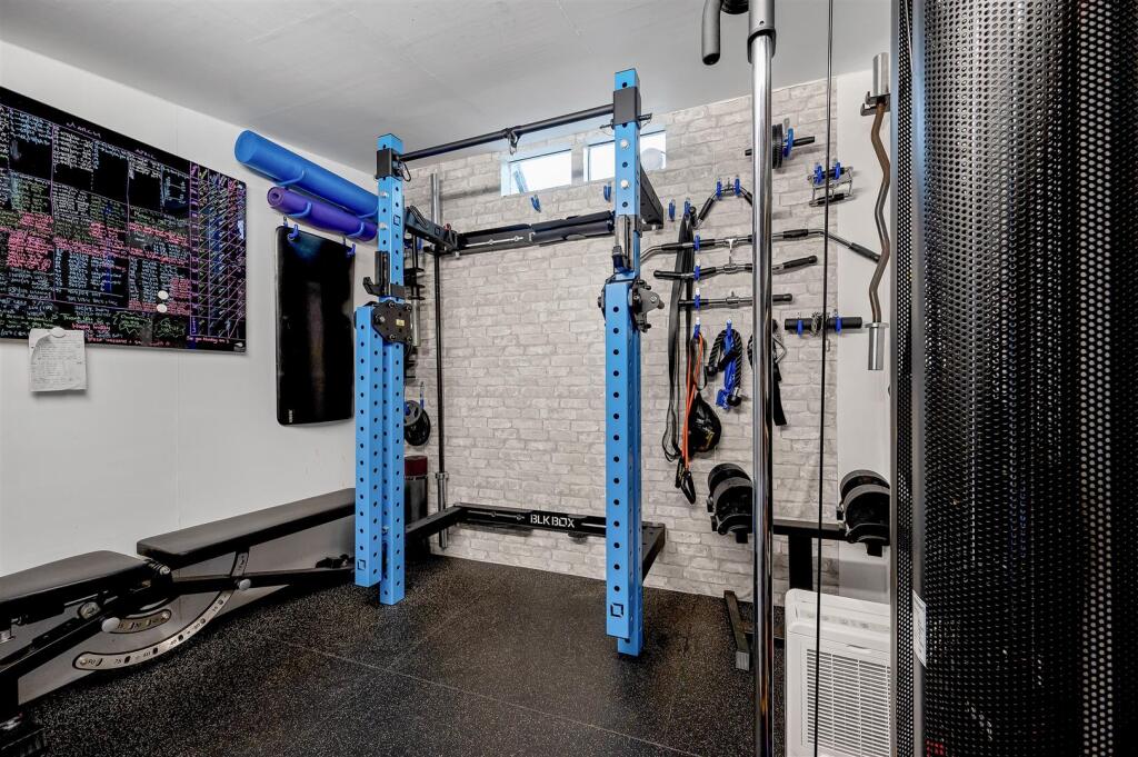 8 Hunters Rise PH-66.jpg