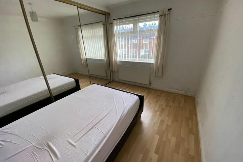 Bedroom No.1