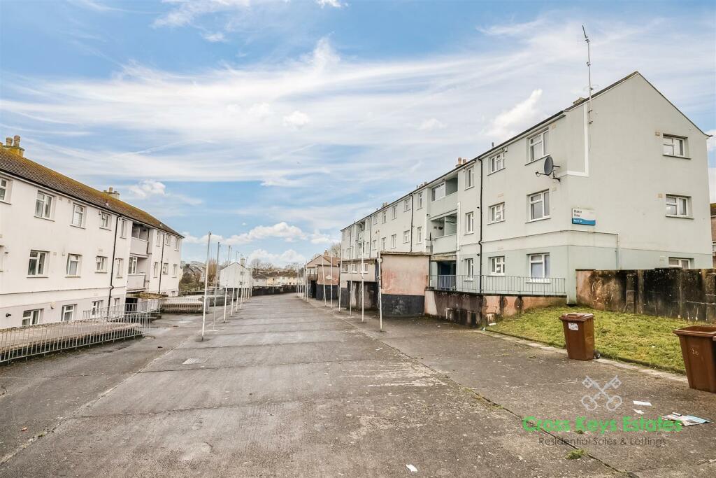 Storage &amp; Outdoor Space