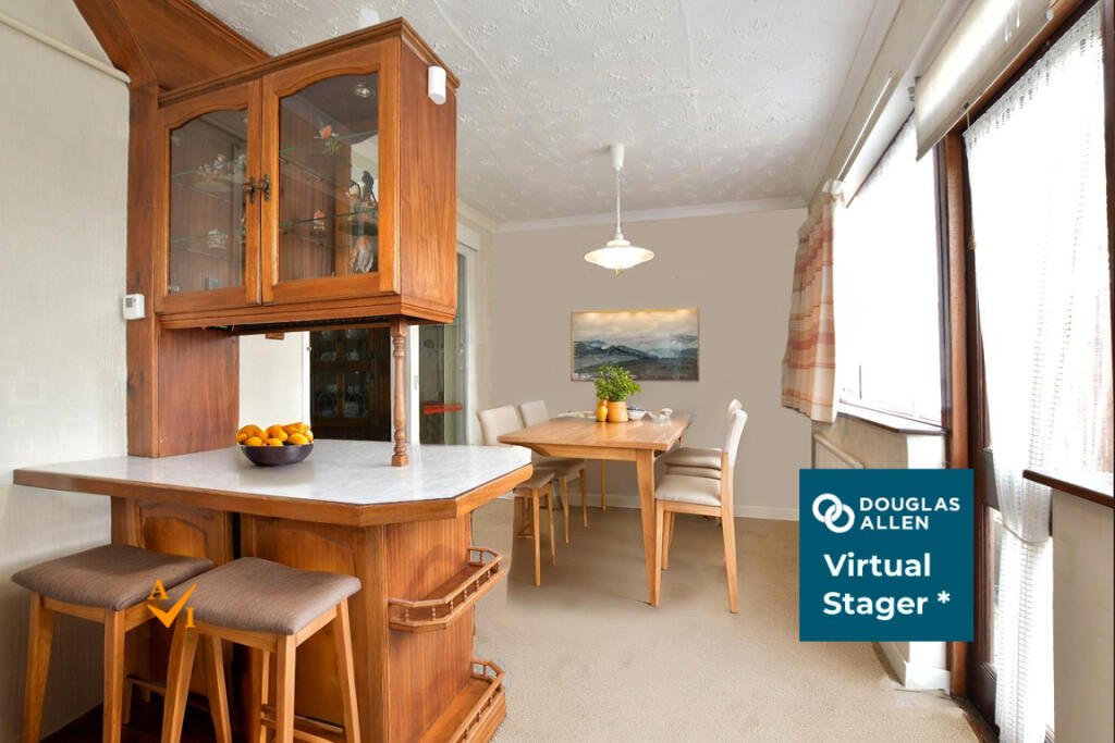 Family/ Breakfast Room (Contemporary Style)