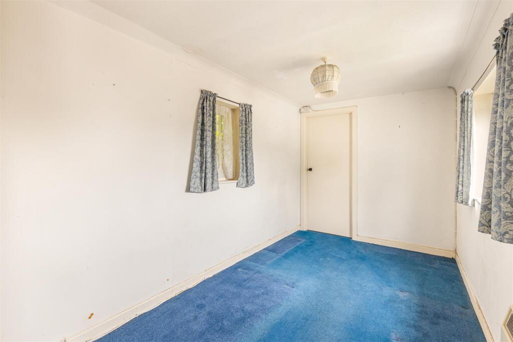 A23 - Brook Street, Higher Cottage, slapton - 2510