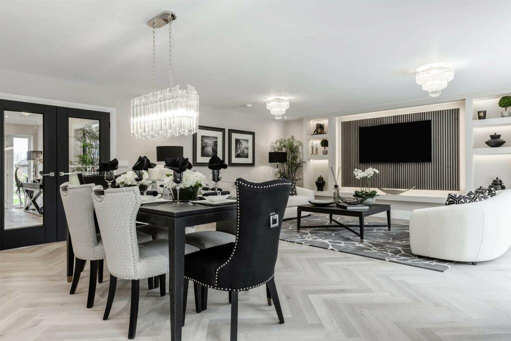 Dining/Family area