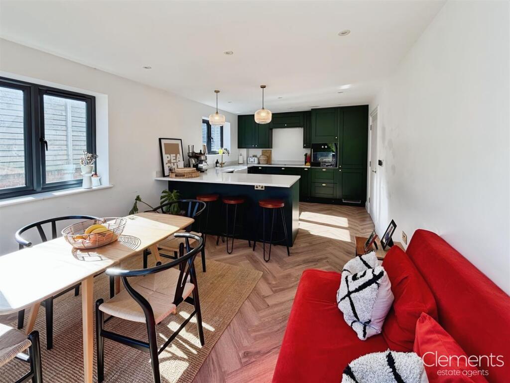 bad834a4-Kitchen.Diner 202.jpg