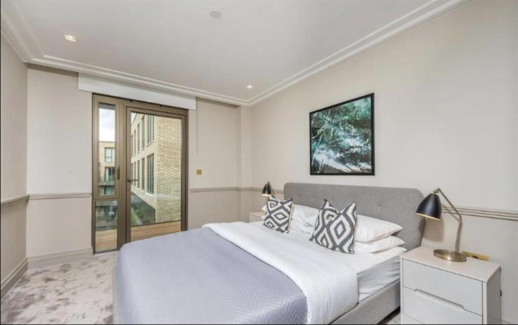 Queens Wharf,, 2, Crisp Road London, London, W6 9N