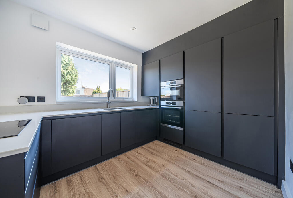 1359979-14-68dbcf...