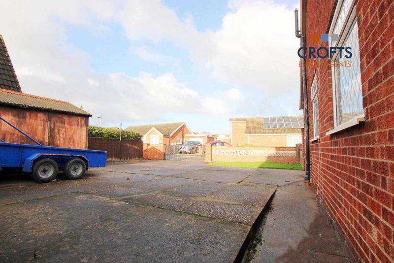 Exterior - Rear view 2