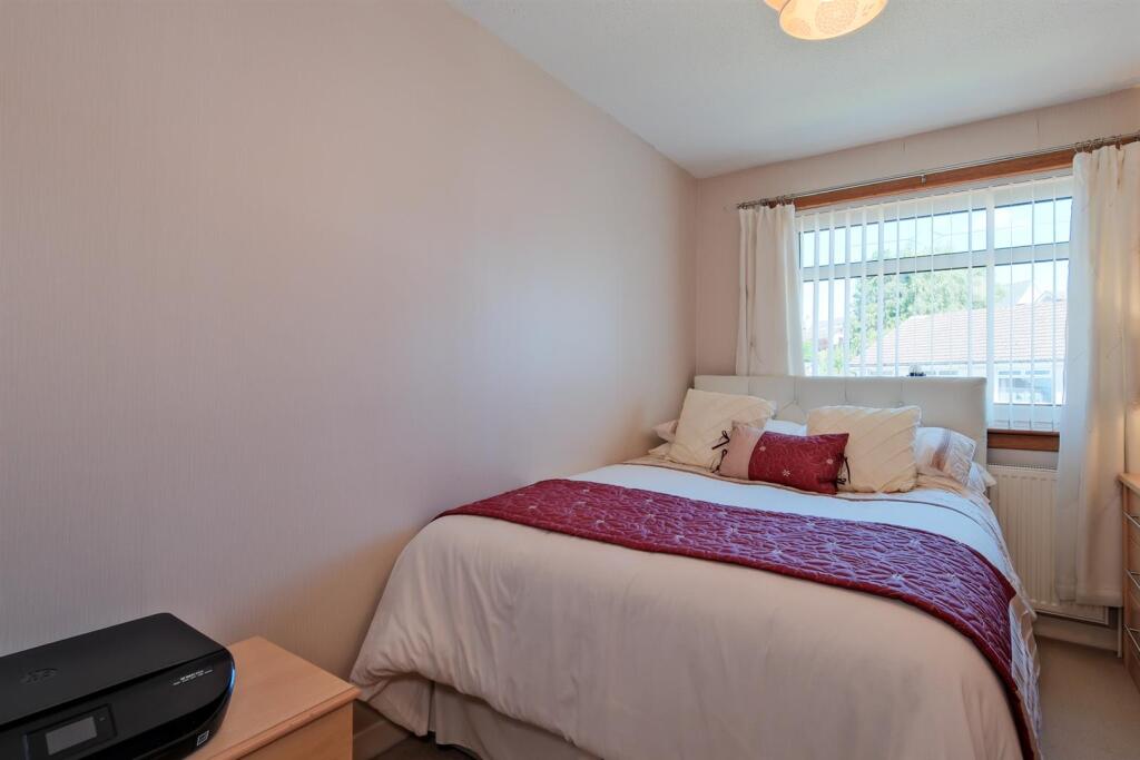 033-11 Whiteshaw Avenue, Carluke, ML8 5DF.jpg