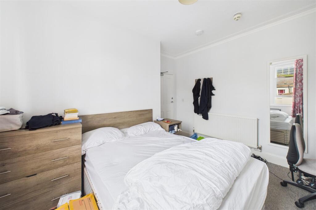 11 Osborne Villas, Kingsdown, Bristol BS2 8BP | Fr