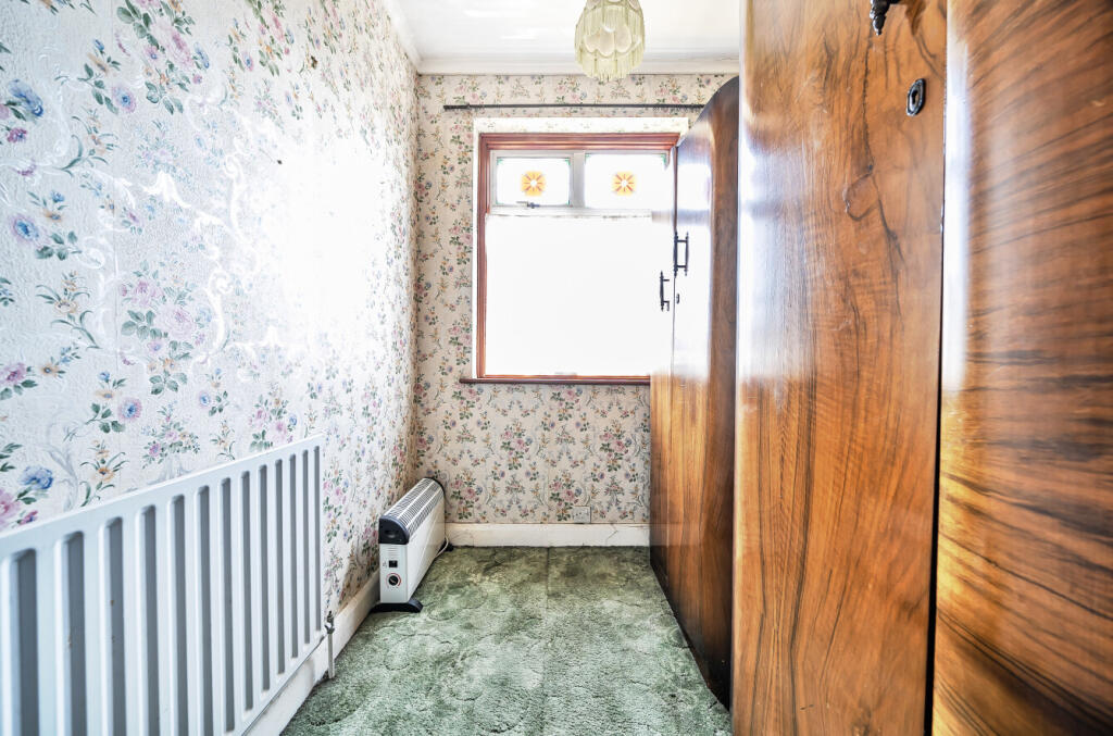 12-6823539cbf80d-...