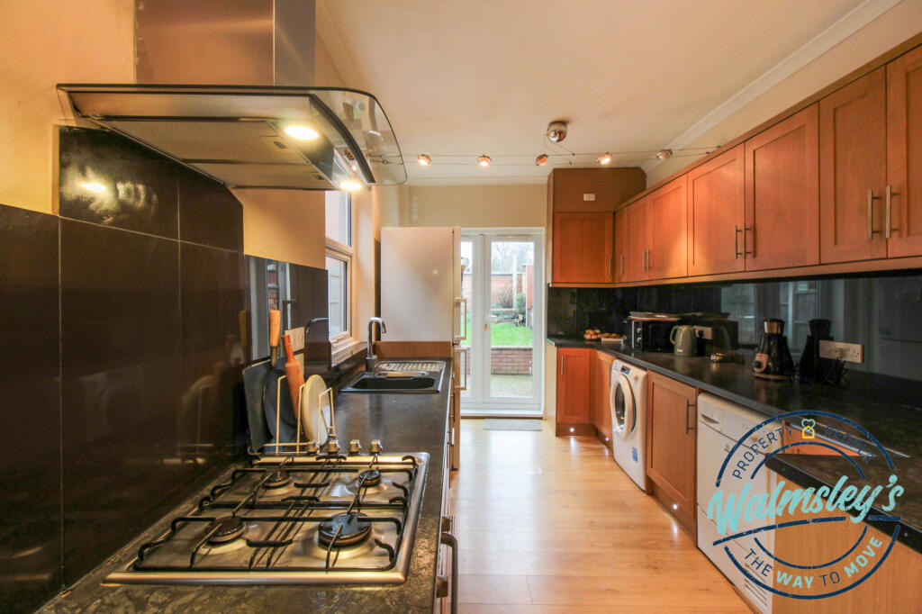 Kitchen breakfast room