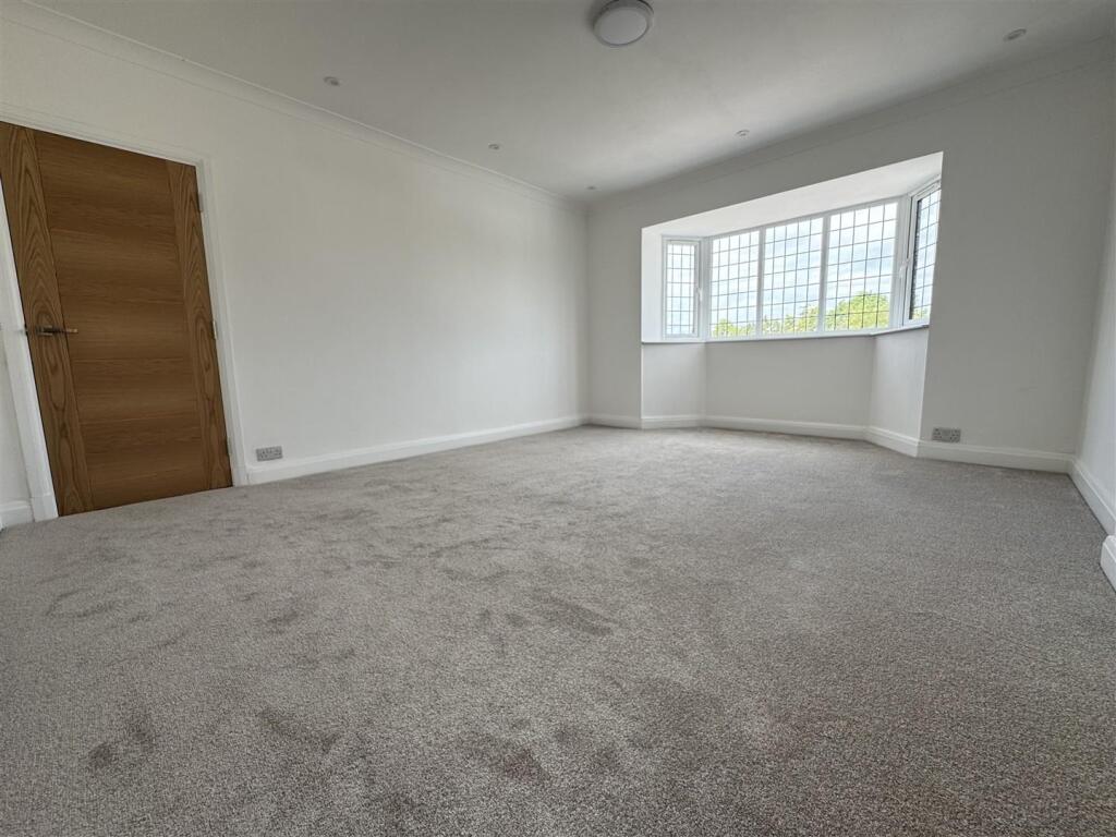 IMG_8627 (Large).JPG