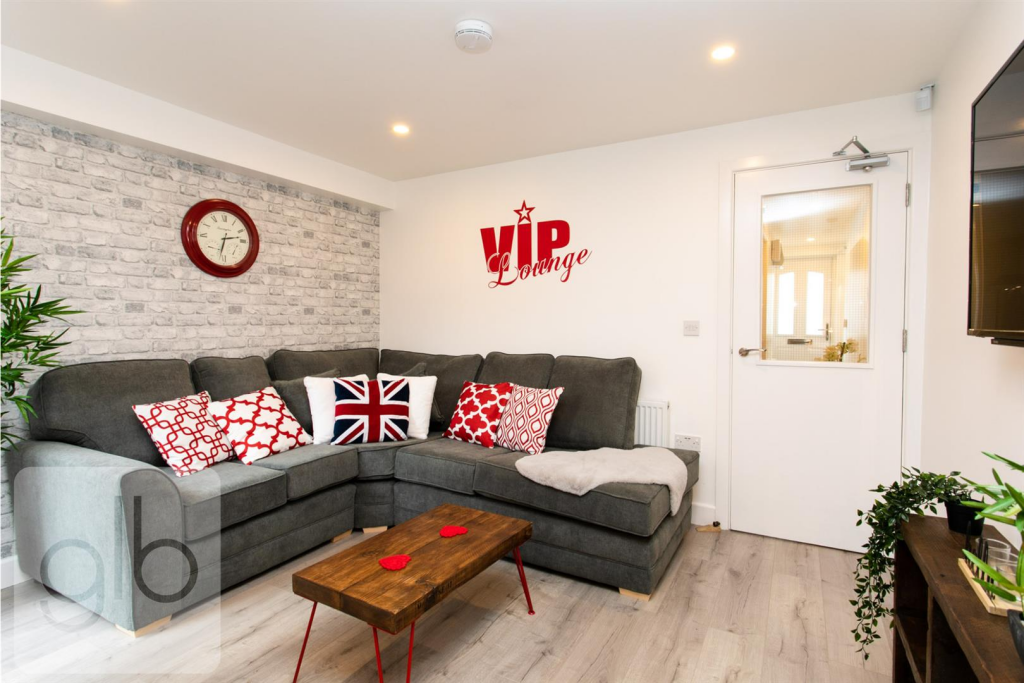 Untitled design - 2023-05-27T113257.328.png