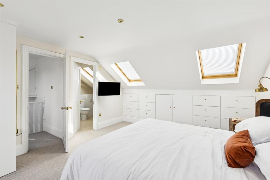 Southfield Road, W4 - FOR SALE