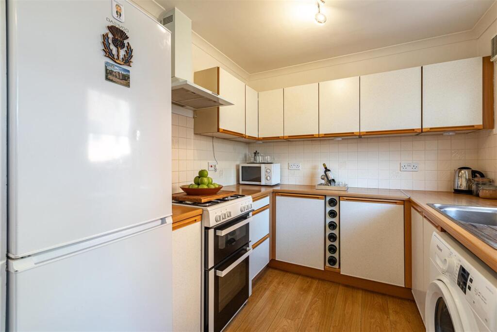18 Rose Bank Place Galashiels 10.JPG