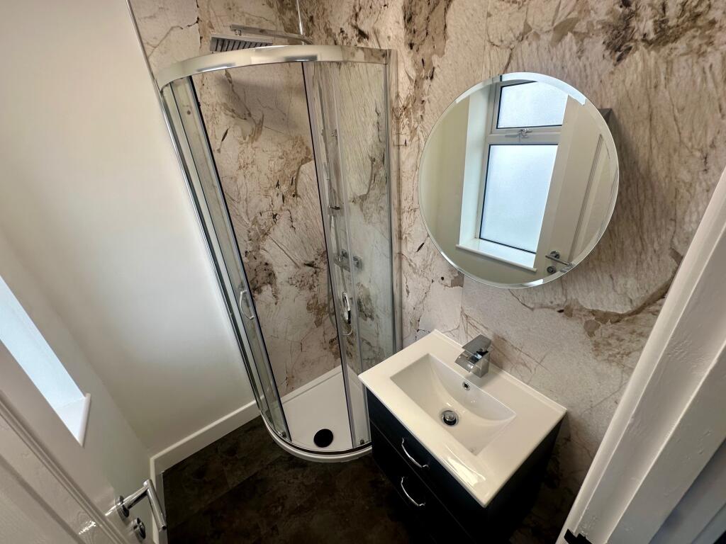 En-suite Bathroom
