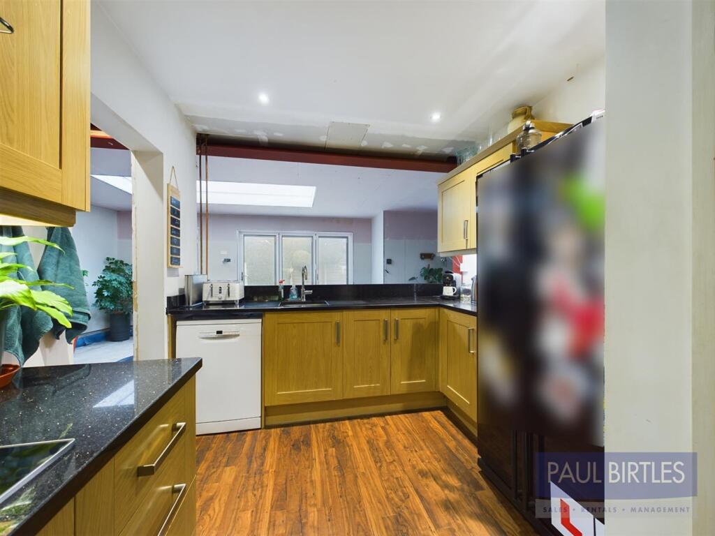 CAM01301G0-PR0562-STILL013 (1).jpg