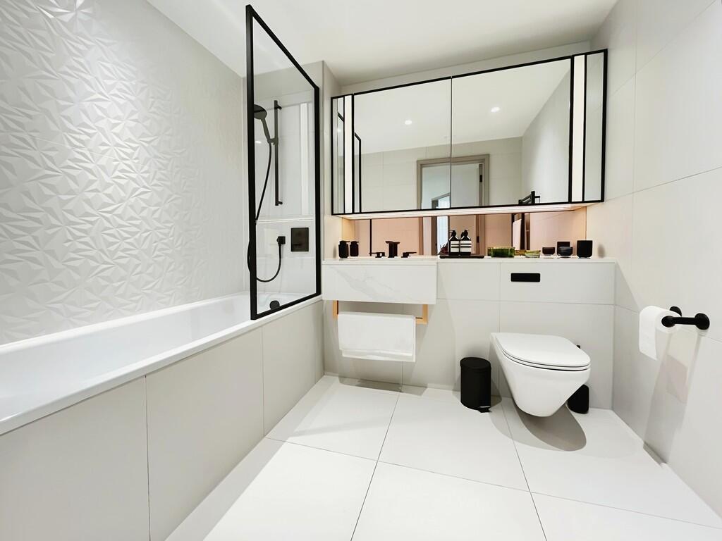 8d934cab-IMG-2024...