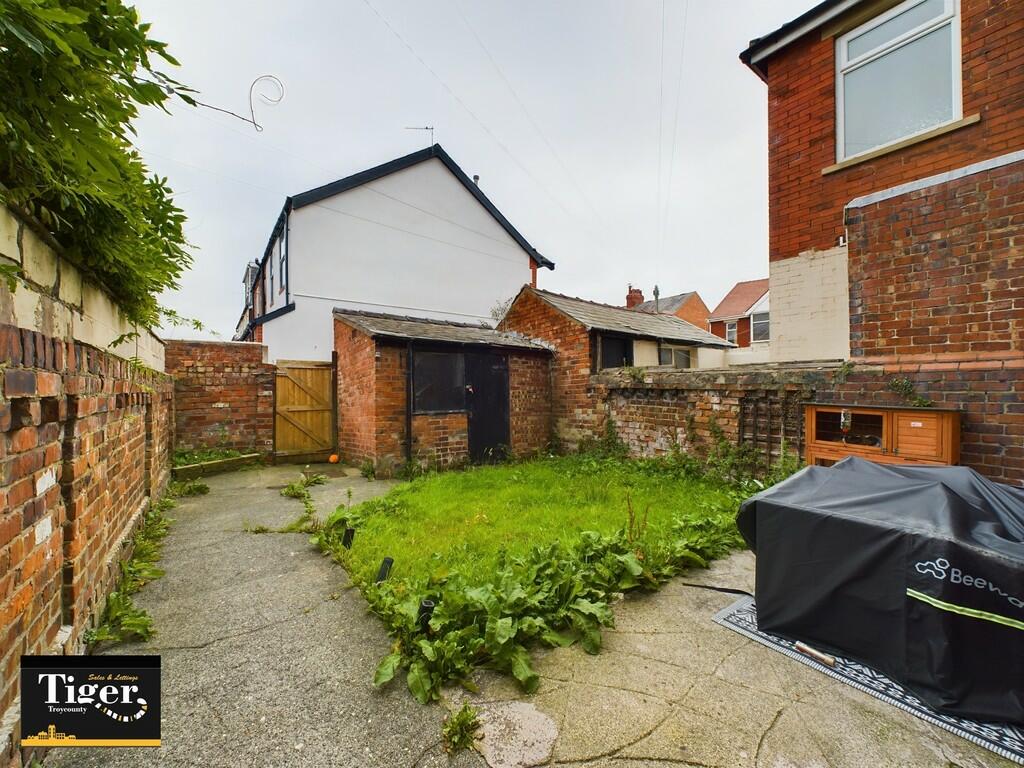 CAM02176G0-PR0337...