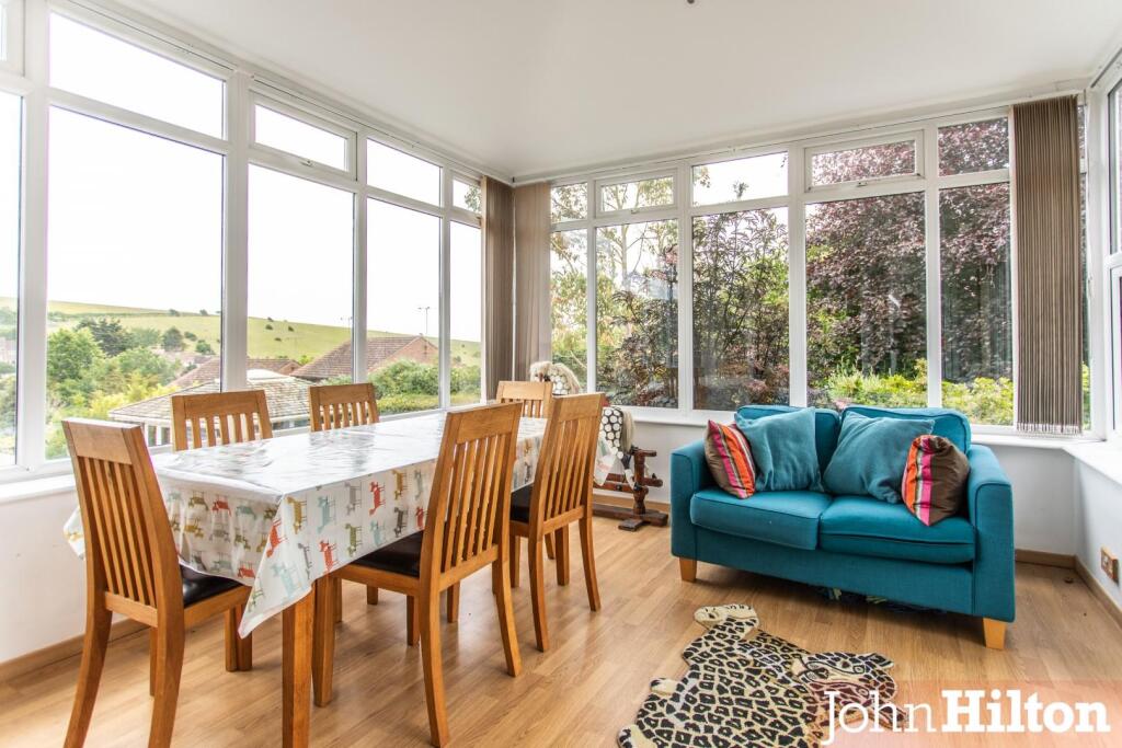 Burnham Close40.jpg