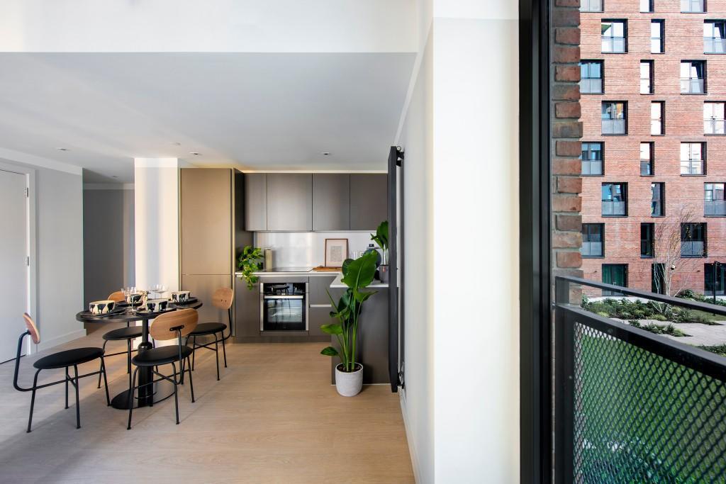 Living Room/Garden