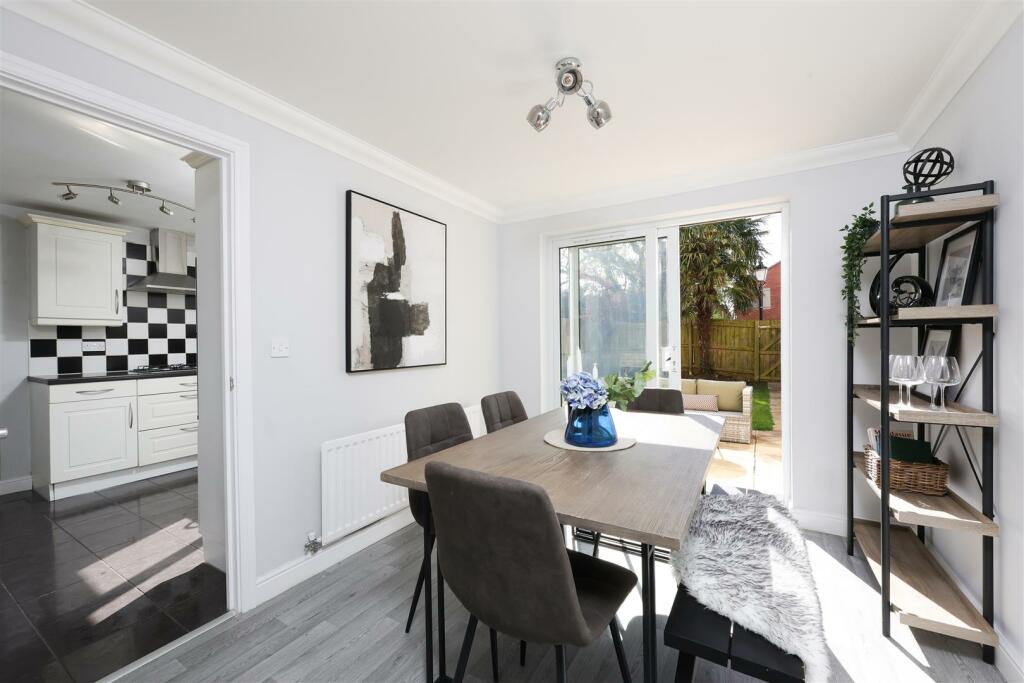 4 new Charlton Way 9.JPG