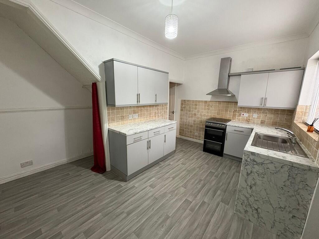 IMG-20251107-WA00...