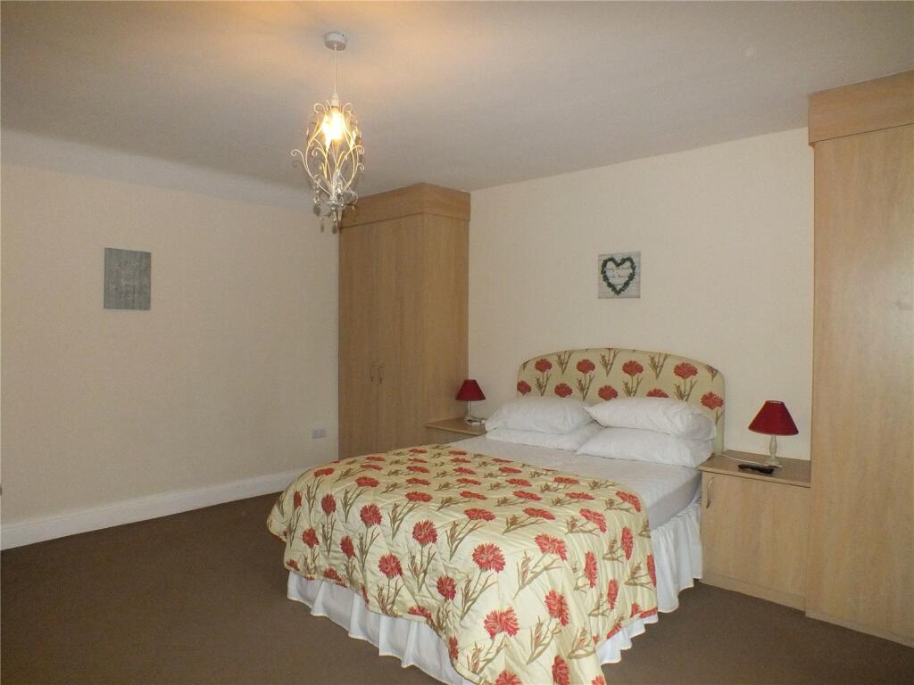 Main Bedroom