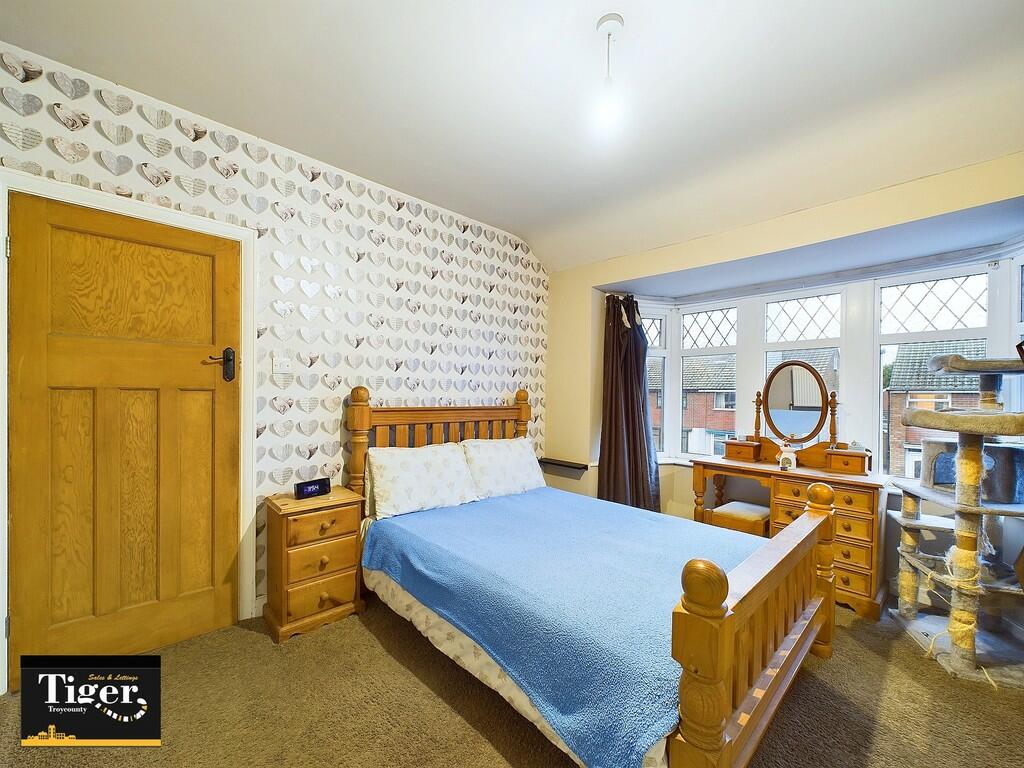 CAM02176G0-PR0419...