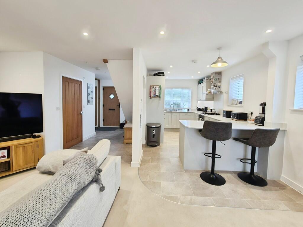 a33be550-10000300...