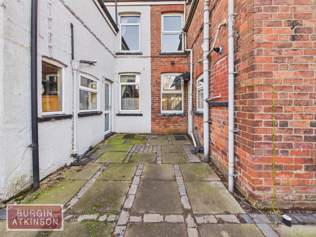 CAM01619G0-PR0173-STILL017.jpg