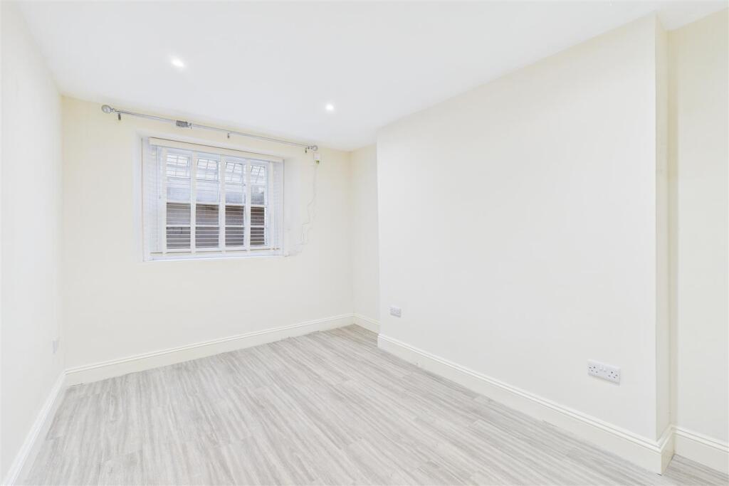 33 Pembroke Road, Clifton, Bristol BS8 3BE | Freeh