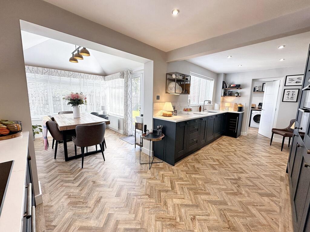 Dining Kitchen