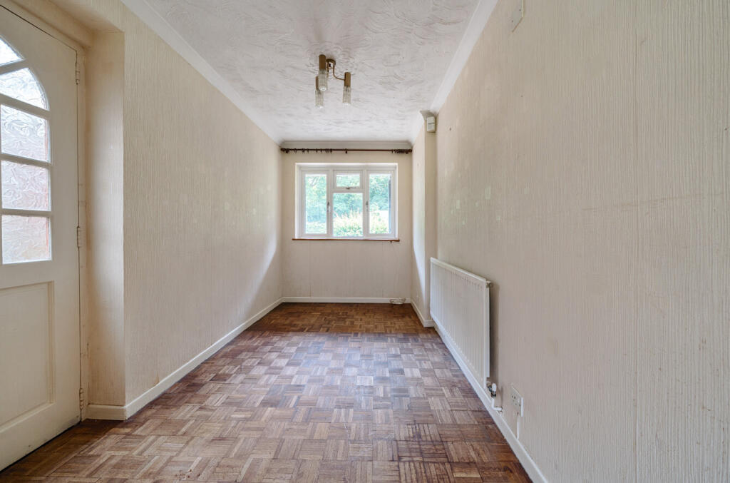 1304803-18-684811...