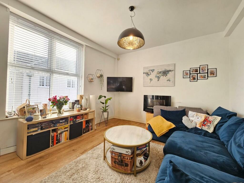Living Dining Kitchen