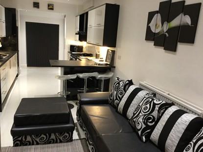 114 Ella St 4.jpg